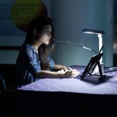 Miss Heiward Mak offers live audio description demonstration