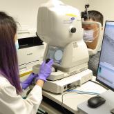 Conducting Optical Coherence Tomography by the Optometrist