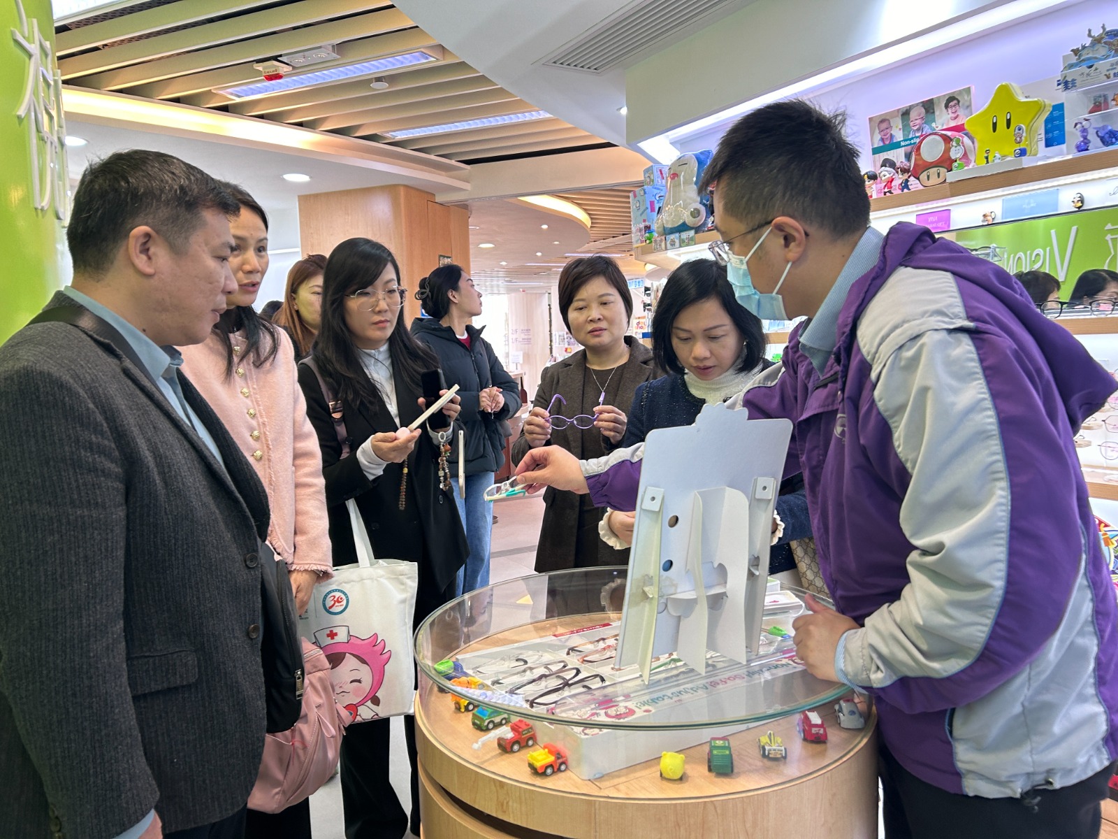 the delegation toured our General Eye and Low Vision Centre as well as the Assistive Equipment Service Centre