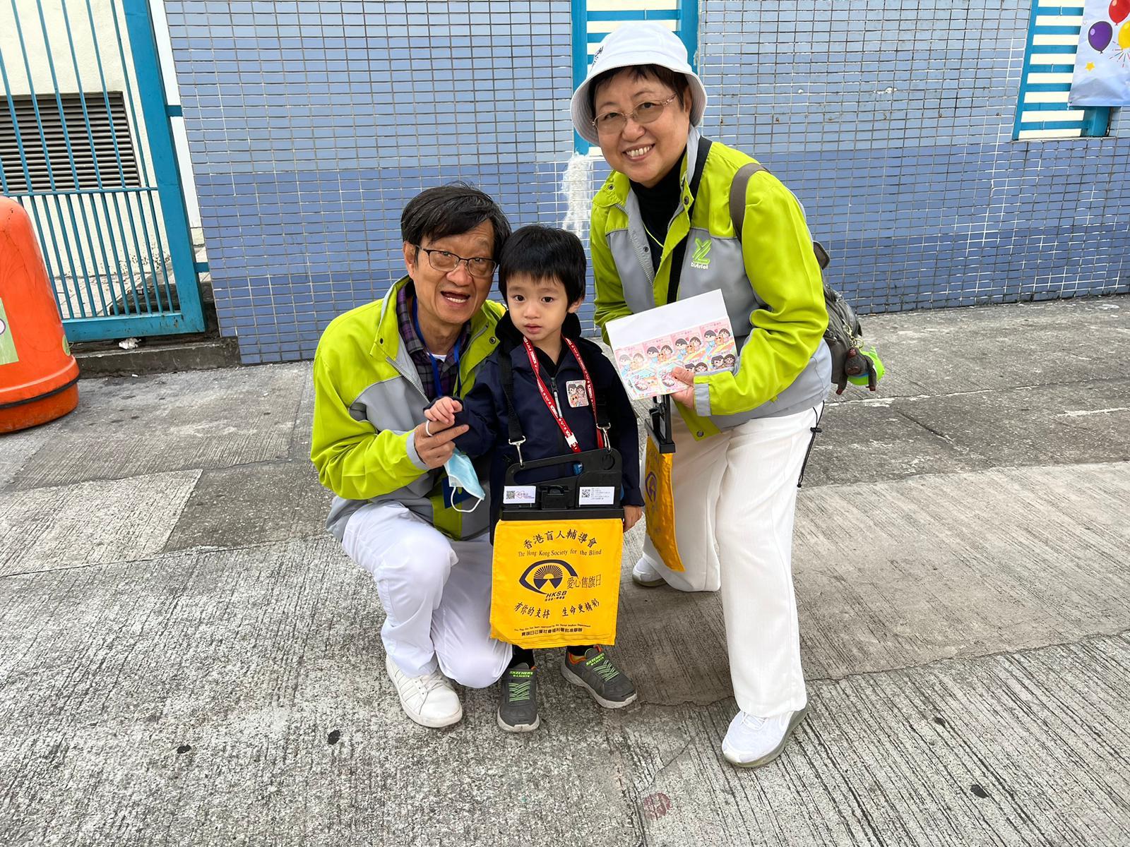 Flag Selling on Street by volunteers